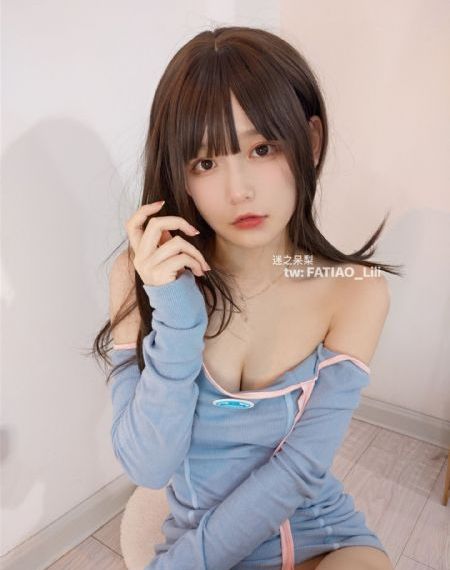 黄色视频一二三区无码播放放_手机免费观看